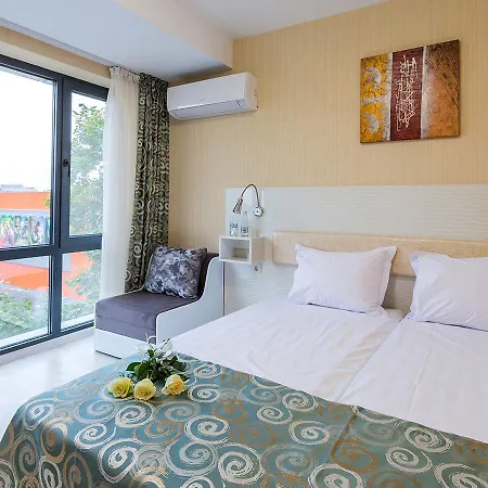 Capri بلوفديف