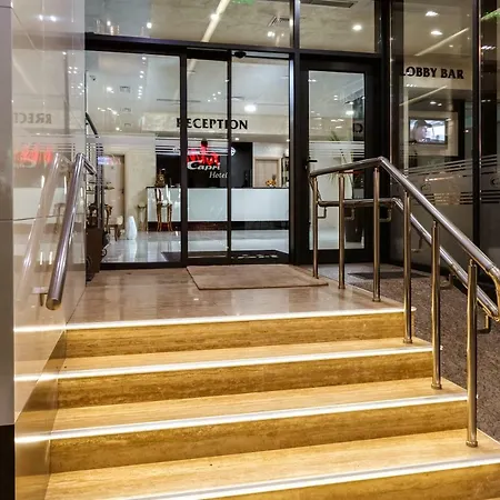 Capri فندق بلوفديف