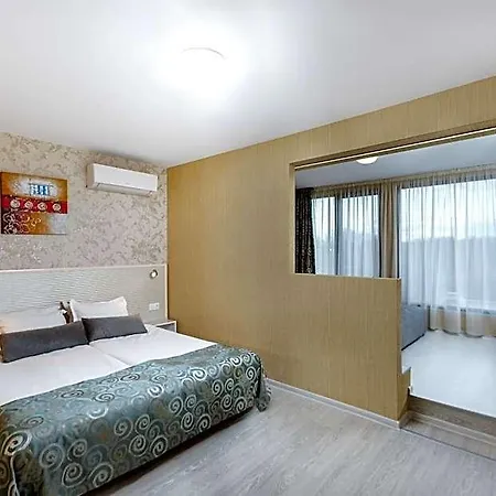 Capri Hotel 3*