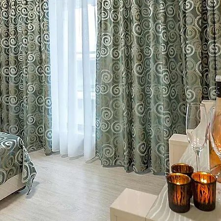 Capri 3* Płowdiw