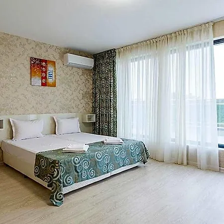 Capri 3* Płowdiw